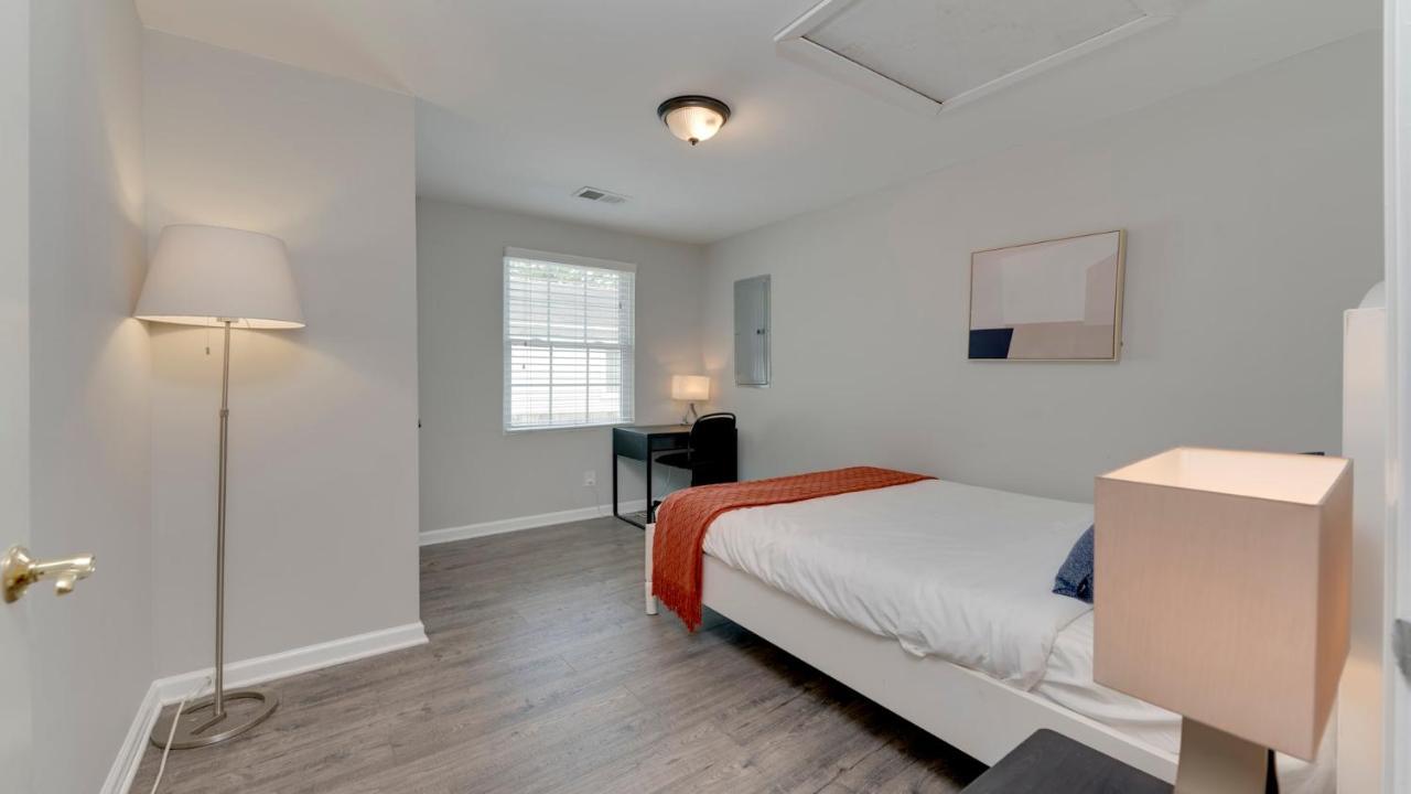 Stylish 3Br 3Ba Colonial House By Cozysuites Alexandria Buitenkant foto