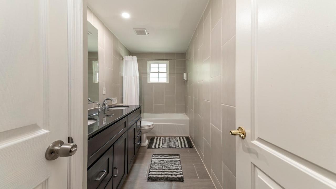 Stylish 3Br 3Ba Colonial House By Cozysuites Alexandria Buitenkant foto
